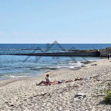 Prázdninový dům Localise - M11b - A La Pointe - Maison De Avec Jardin Entierement Clos - A 50m De La - 700m Du Centre - A Pied - Wifi Inclus - Draps Inclus - Animaux Bienvenus *