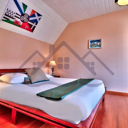 Localise - M11b - A La Pointe - Maison De Avec Jardin Entierement Clos - A 50m De La - 700m Du Centre - A Pied - Wifi Inclus - Draps Inclus - Animaux Bienvenus *